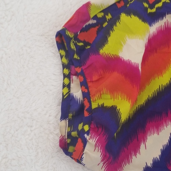 Forever 21 colorful shirt - Picture 4 of 5